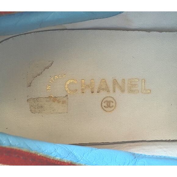 CHANEL CC Red Lambskin Leather Suede Tennis Sneakers Vintage Size 38 Logo EUC - Picture 8 of 16